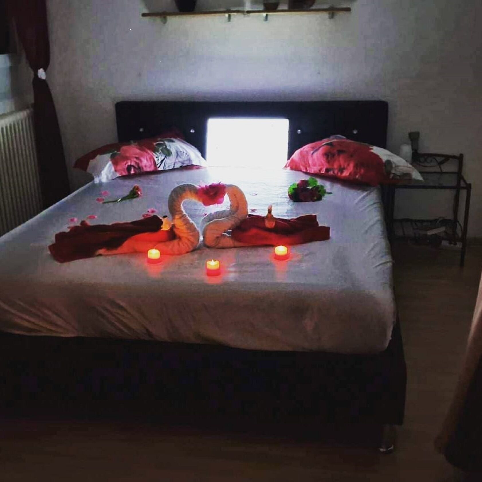 studio between lake and mountain