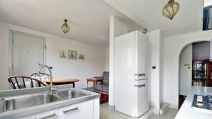 Unclassified image, 3 of 15, button - Campo de Fiori Lovely Apartment (Rome)