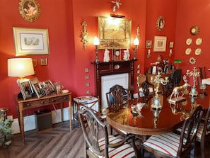 Petit déjeuner préparé à la commande compris en semaine