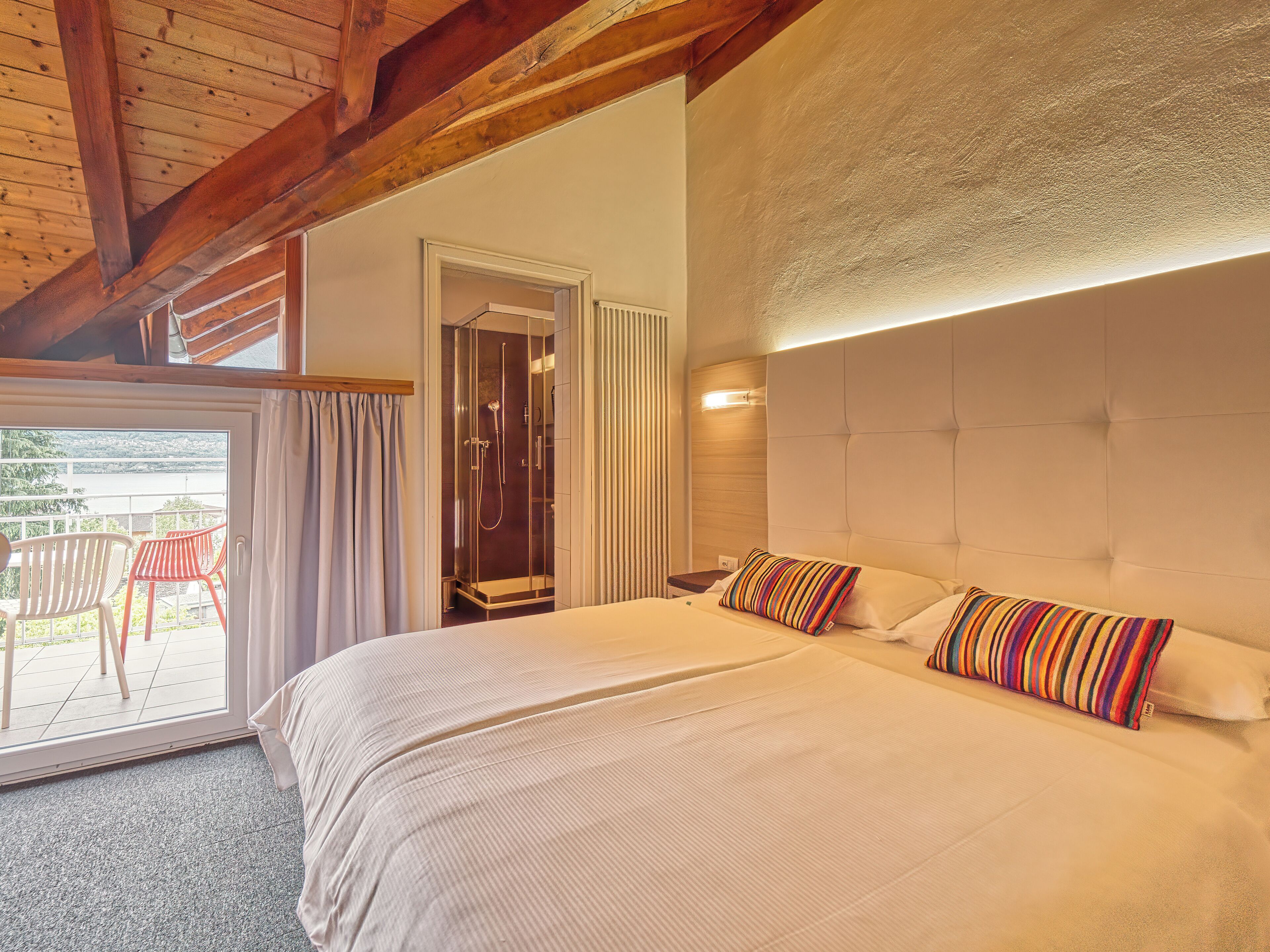 Panoramic Double Room, Balcony, Lake View | Down comforters, in-room safe, individually decorated