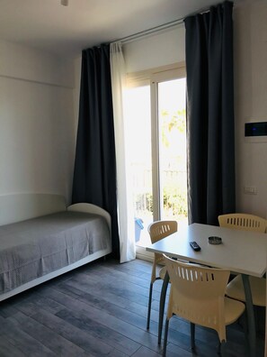 Superior Apartment | Premium bedding, blackout drapes, free cribs/infant beds, free WiFi - Andrea Case Vacanze L'Ancora (Porto Empedocle)