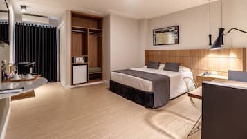 Suite VIP | 1 bedroom, premium bedding, pillow-top beds, minibar