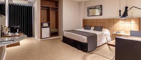 Suite VIP | Premium bedding, pillowtop beds, minibar, in-room safe