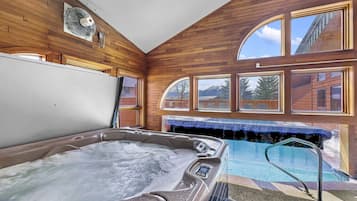 Condo, 2 Bedrooms | Indoor spa tub