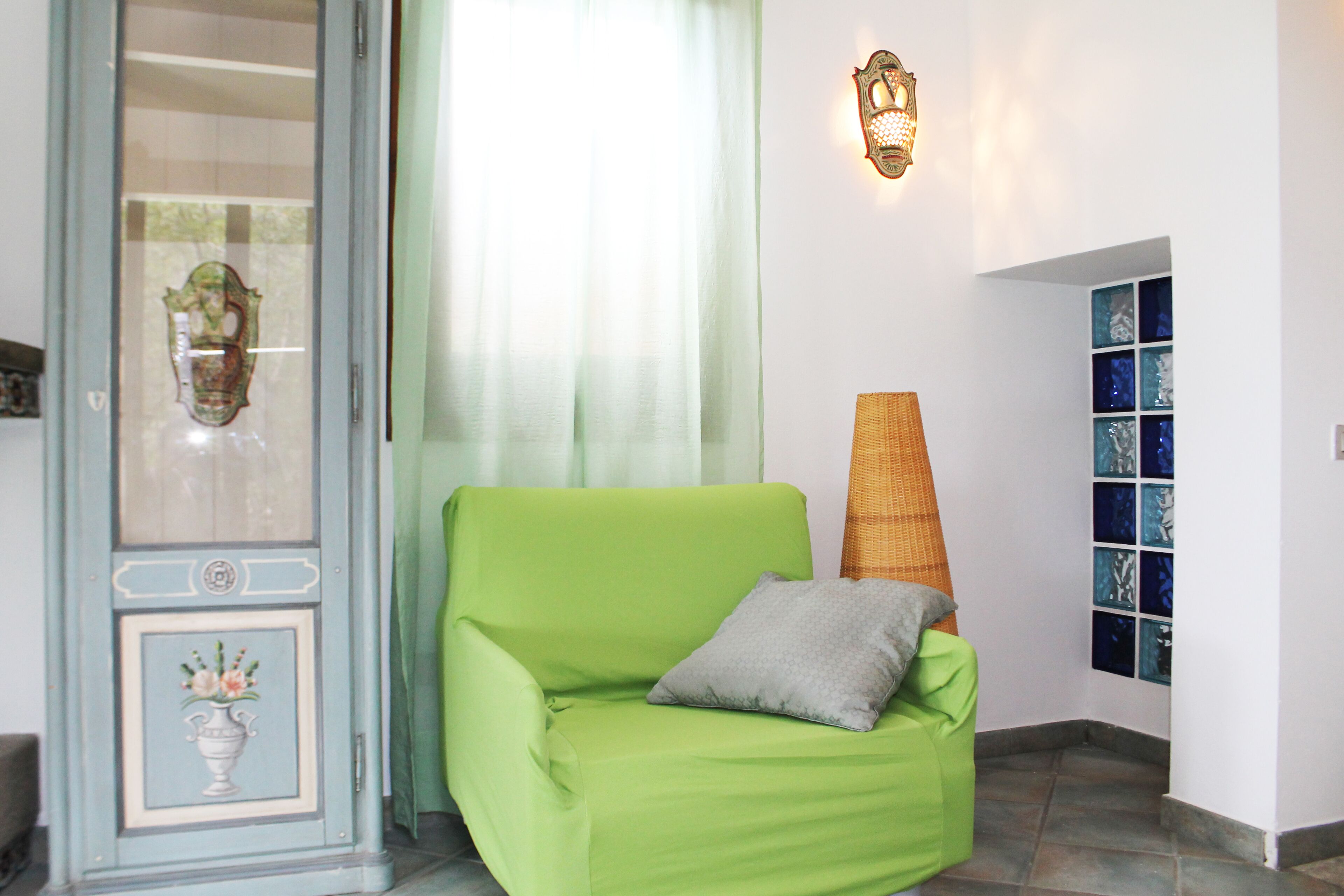 BEAUTIFUL VILLA ON THE SEA