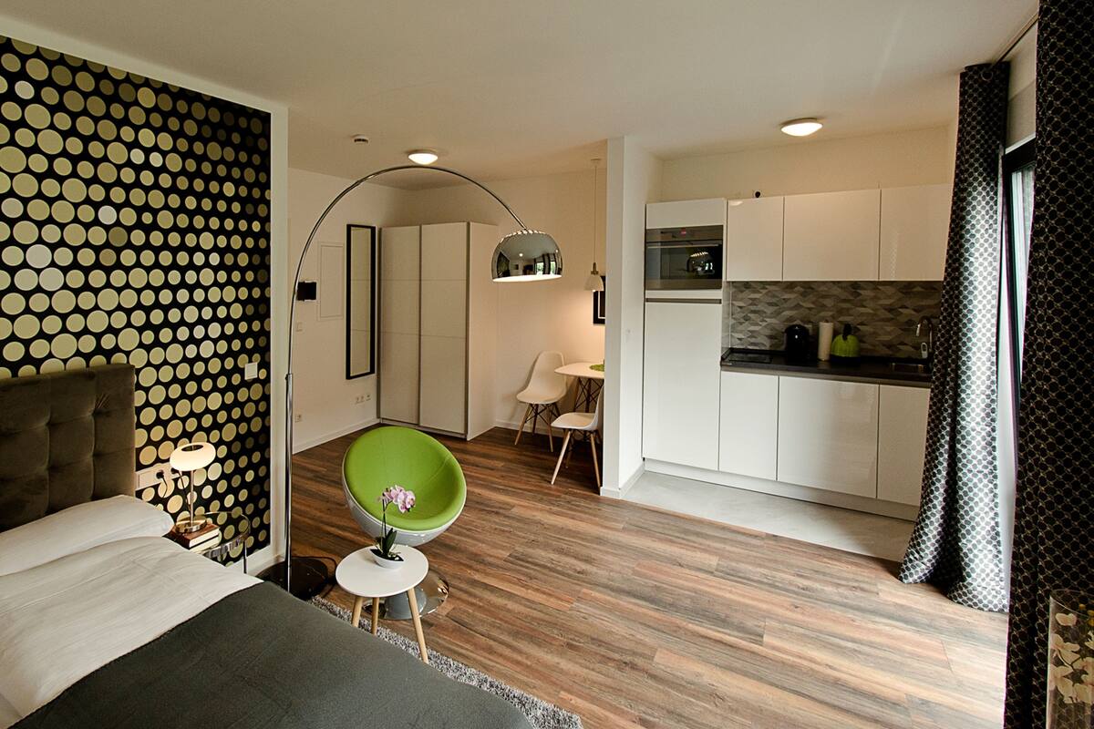 Studio – superior, balkong (Apartment) | Eget kjøkken | Espressomaskin, kaffetrakter/tekoker, kjøleskap og ovn