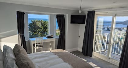 Fieldhead Hotel