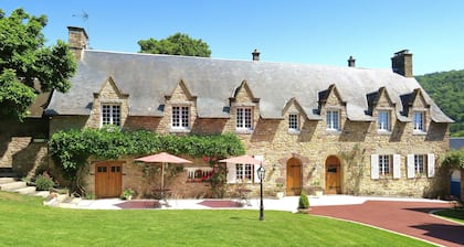 Le Manoir de Placy - Bed and Breakfast