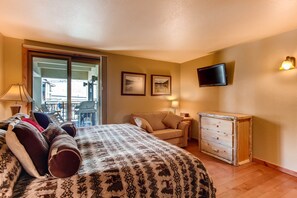 Condo, 2 Bedrooms | 2 bedrooms, free WiFi - Recently Remodeled 2 Br Condo at the Plaza (Crested Butte)