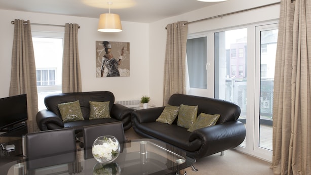 2 chambres, fer et planche à repasser, Wi-Fi gratuit, draps fournis