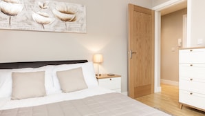 Standard-Apartment, 1 Doppelbett, Nichtraucher | Bügeleisen/Bügelbrett, kostenloses WLAN, Bettwäsche
