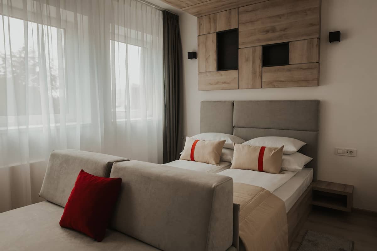 Superior Room, City View | In-room safe, blackout drapes, soundproofing