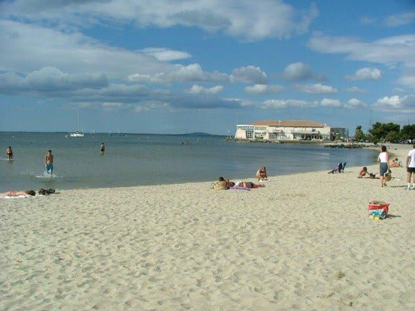 Plage à 150m de la maison