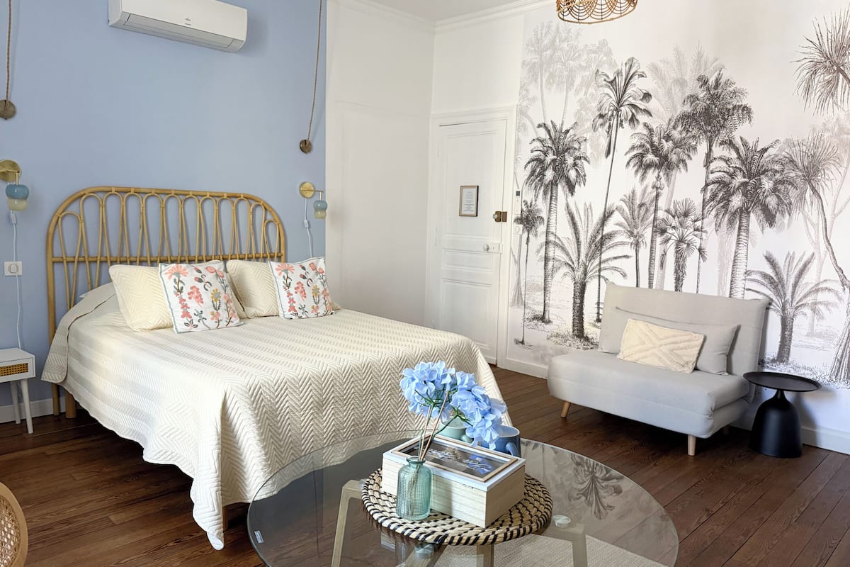 1 bedroom, premium bedding, pillow-top beds, iron/ironing board