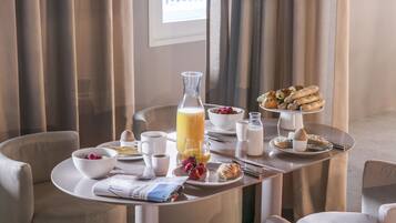 Dagelijks ontbijtbuffet (EUR 20 per persoon)