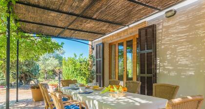 CAN MOSTATXET - Lovely country house with private pool 1.6 km from the beach. Free WiFi