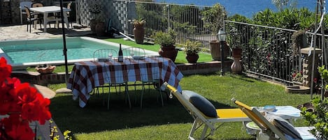 Piscina all'aperto