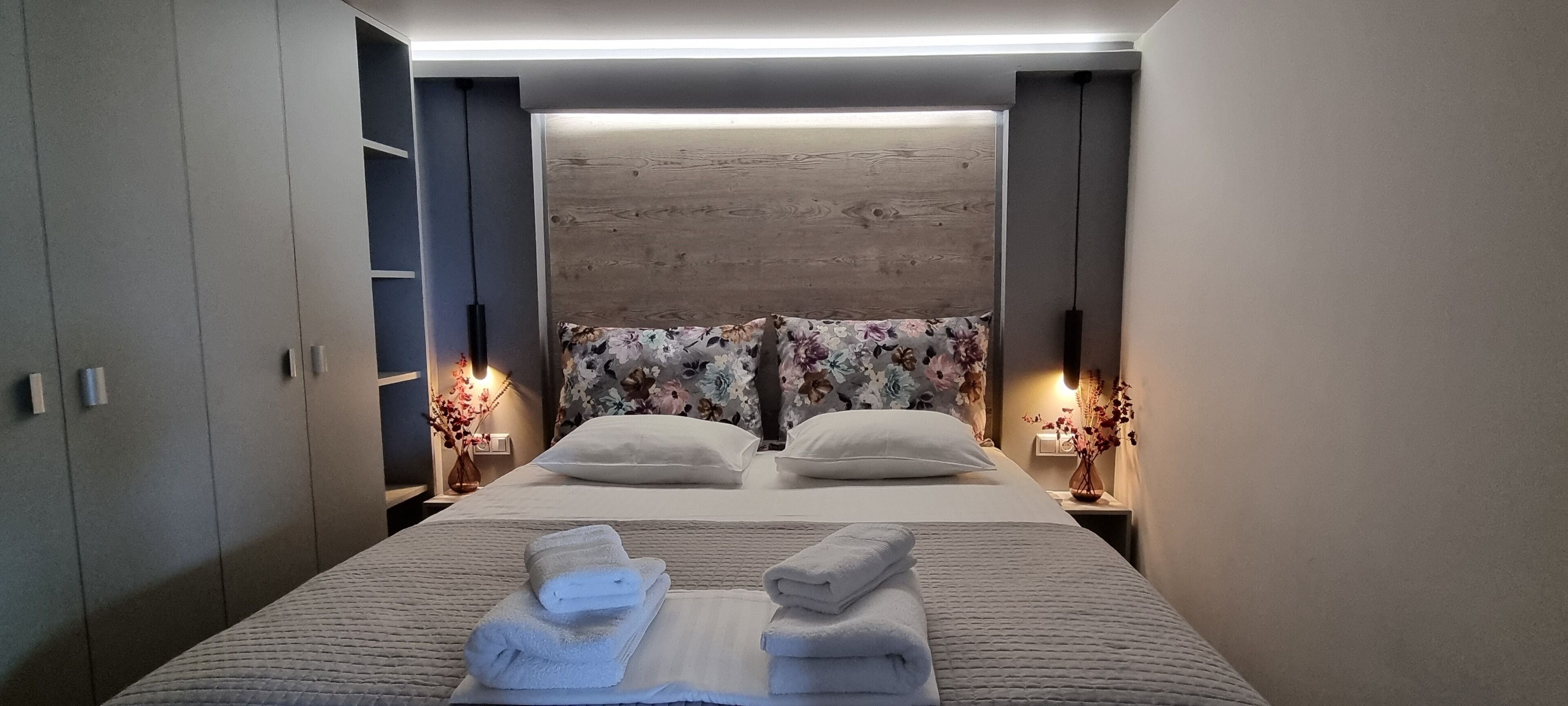 2 habitaciones, tabla de planchar con plancha y wifi gratis 