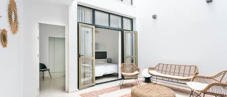 5 Schlafzimmer, BĂŒgeleisen/BĂŒgelbrett, WLAN, BettwĂ€sche