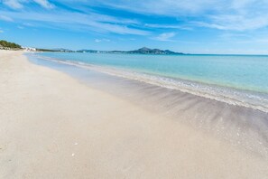 Beach nearby - LLAC GRAN - Chalet with terrace in Port d'Alcudia. Free WiFi (Port d´Alcudia)