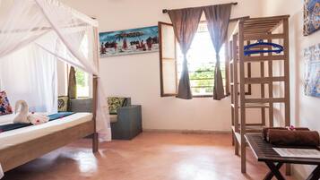 Suite | 1 chambre, coffres-forts dans les chambres, draps fournis