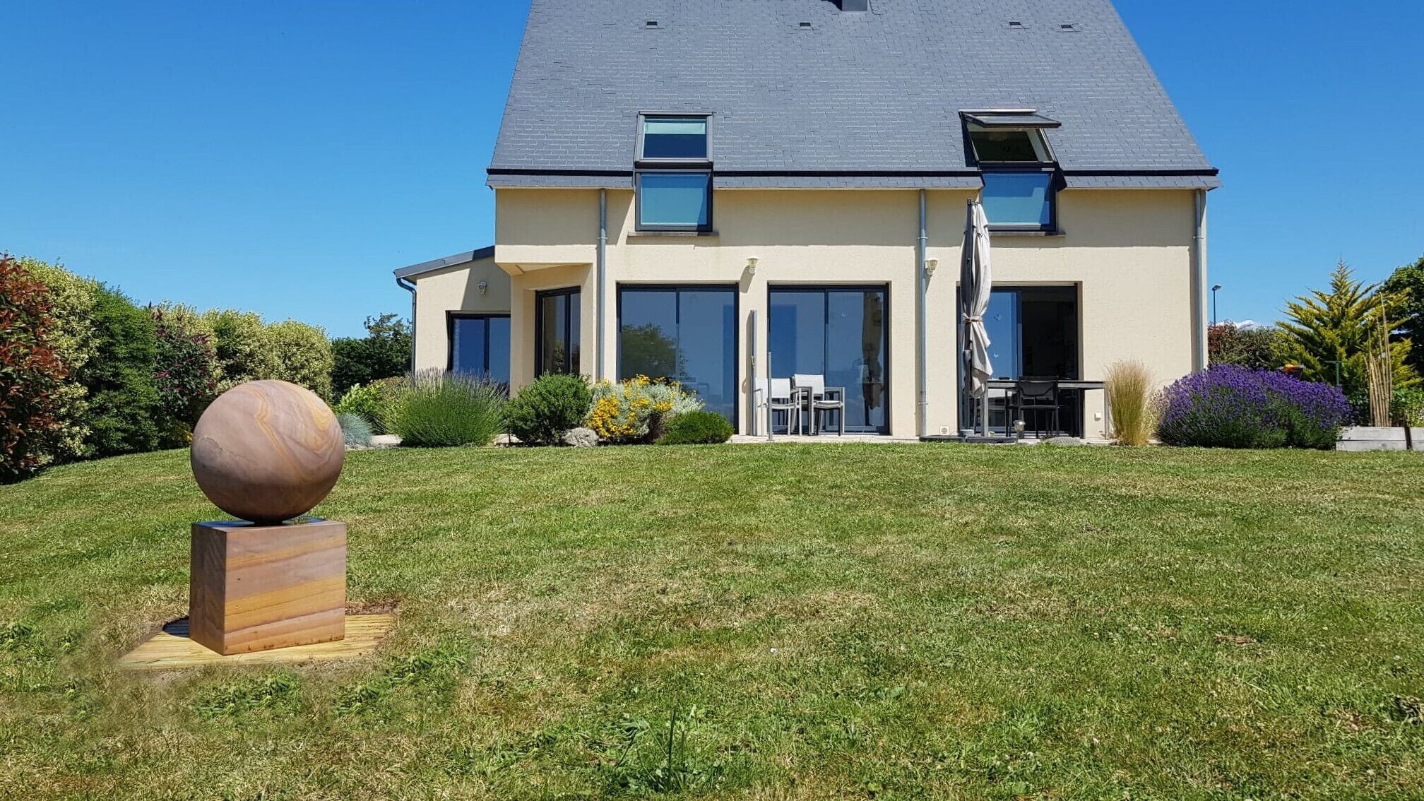 Bay view (8 pers max.) New house near sea.