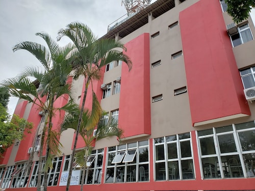 Executive Plaza Hotel