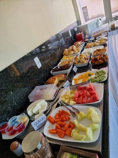 Executive Plaza Hotel