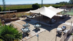 Outdoor banquet area - Natura Resorts (Casalarreina)