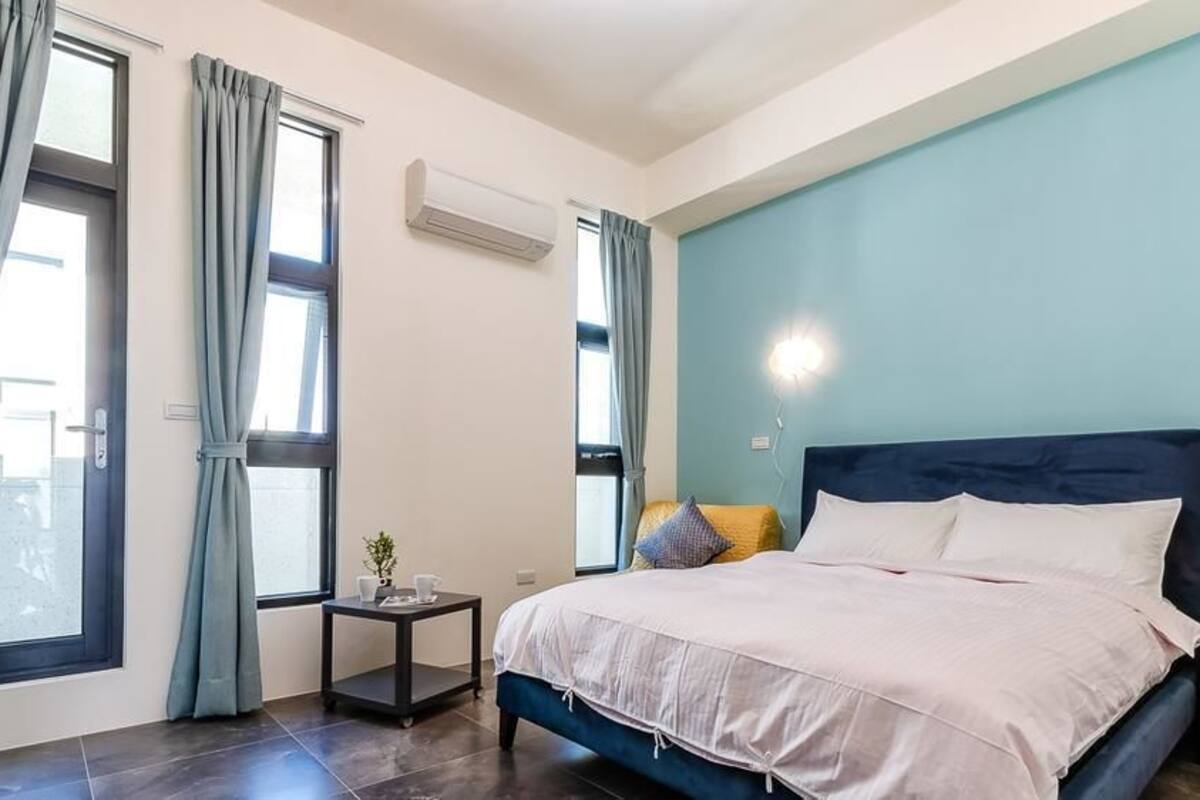 Habitación doble | Ropa de cama hipoalergénica, edredón y camas con efecto memoria