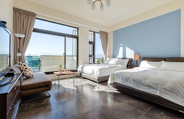 Habitación familiar | Ropa de cama hipoalergénica, edredón y camas con efecto memoria
