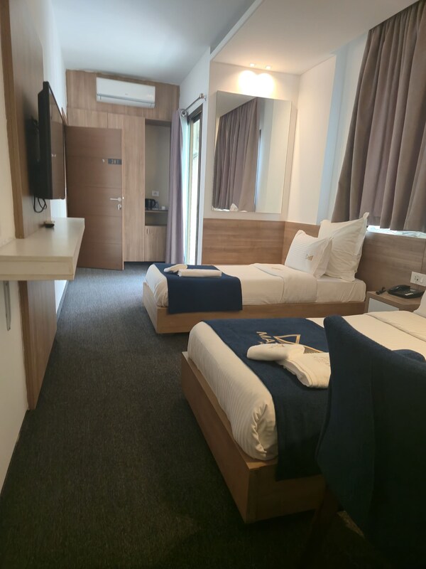 Mateus Hotel - Lebanon
