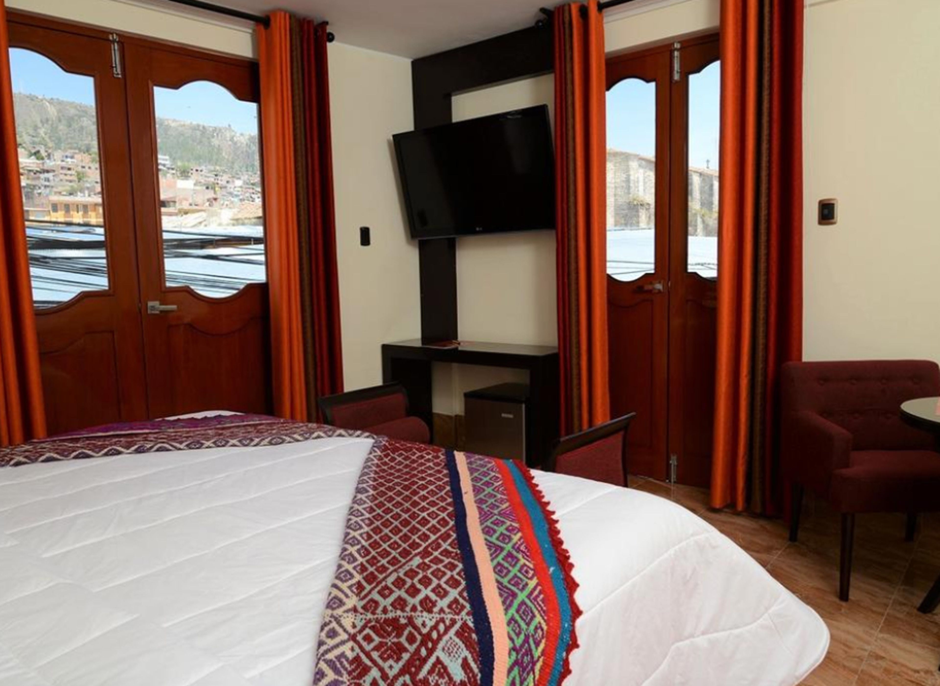 1 bedroom, desk, laptop workspace, blackout curtains