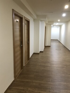 Hallway - Lidar Hotel (Bilbao)