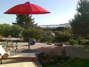 Outdoor dining - Residential flat (Calvi)