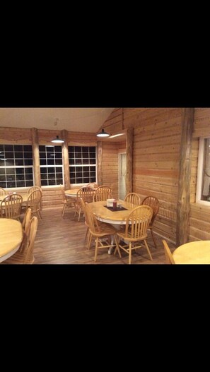 Dining - Alexander lake lodge (Cedaredge)