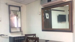 Unclassified image, 4 of 7, button - Woodbrook Apartment (Port of Spain)