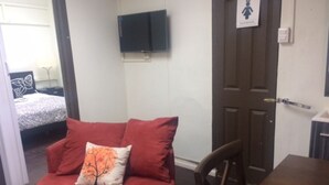 Unclassified image, 5 of 7, button - Woodbrook Apartment (Port of Spain)