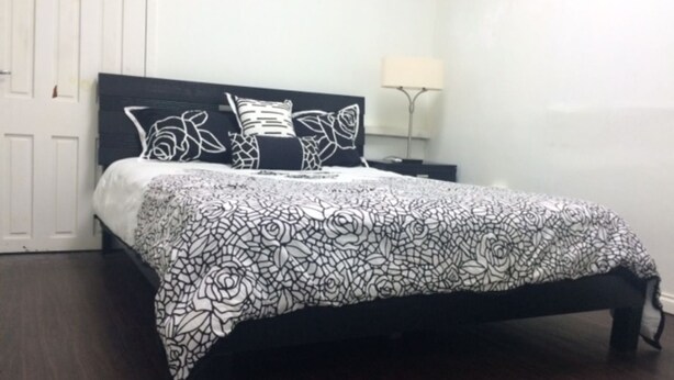 Unclassified image, 1 of 7, button - Woodbrook Apartment (Port of Spain)