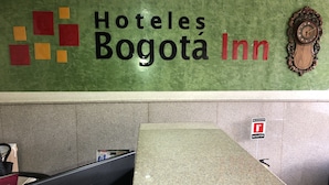 Lobby - Hotel Galerias Inn (Bogotá)