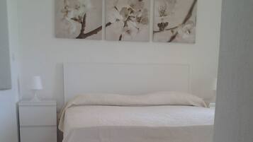 1 Schlafzimmer, kostenloses WLAN, Bettwäsche