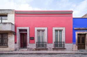 Front of property - Hotel Casa Once (Querétaro)
