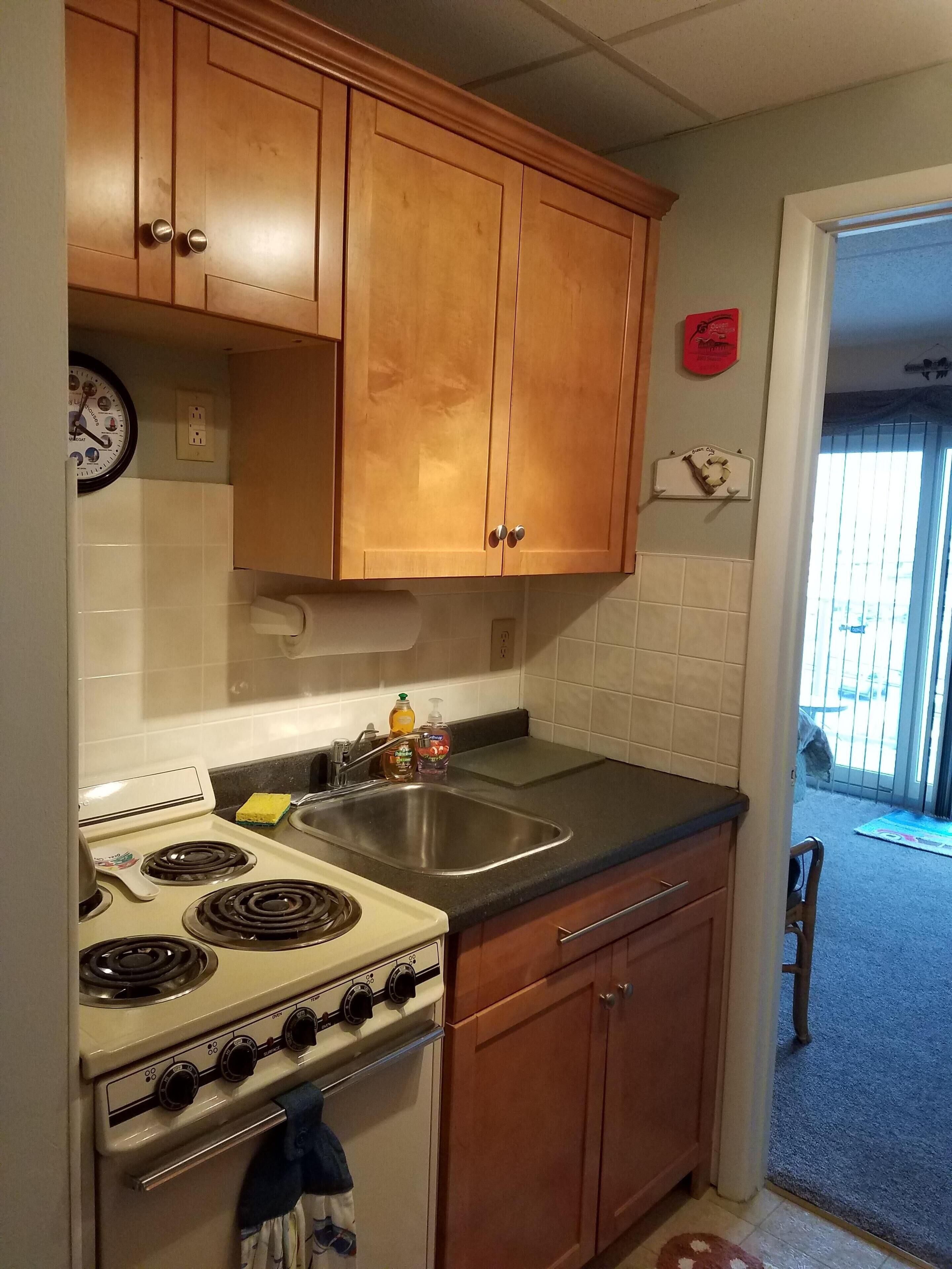 Spacious, Clean, Condo Near the Beach, Boardwalk, and the Downtown