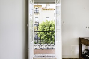 Interior - Casa Maria Vitória · Vila Berta Balcony (Lisboa)