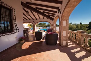 Outdoor dining - Los Arcos, A great family villa close to Javea (Xàbia)