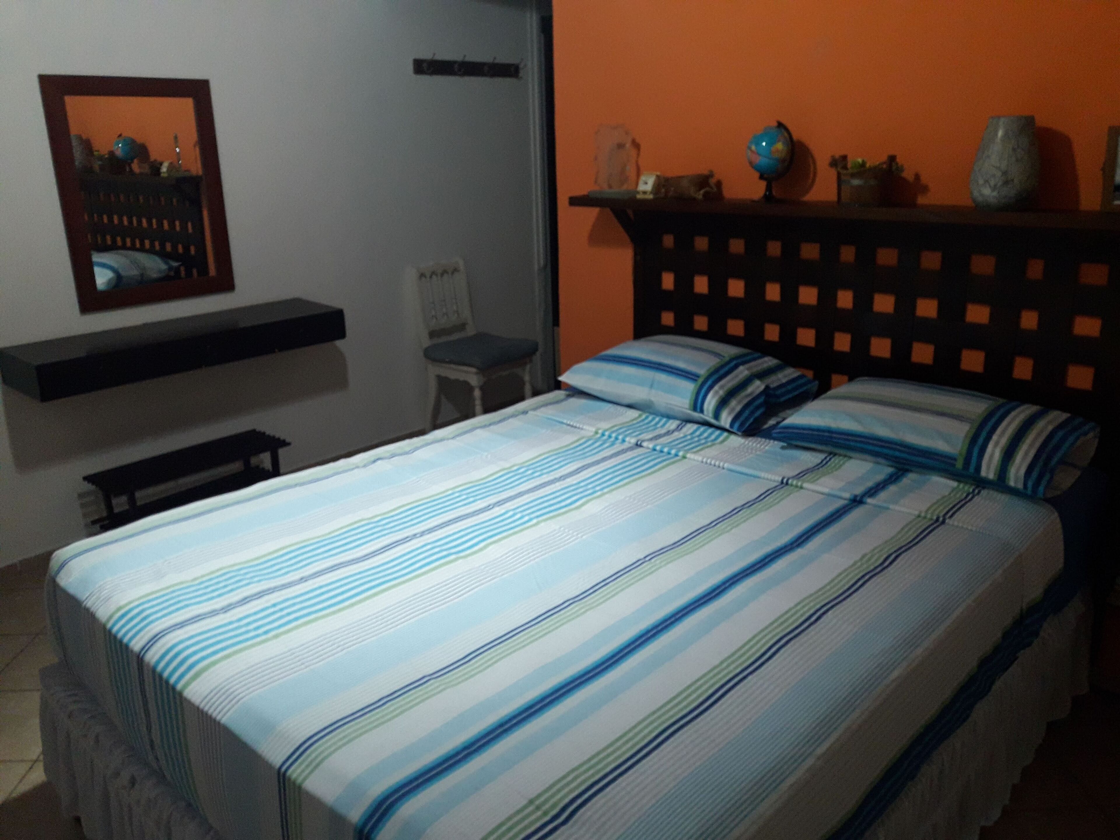 Ilhabela, beautiful house with sea and mountain views. * end of year = Package