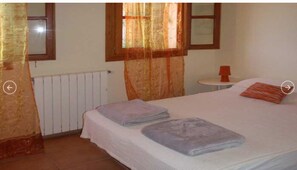 5 bedrooms, in-room safe, iron/ironing board, travel cot - Finca with large pool and good location (Artà)