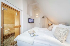 2 chambres, fer et planche à repasser, lit de bébé portatif, Wi-Fi