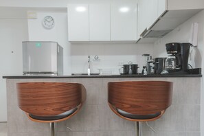 Apartment, 1 Queen Bed with Sofa bed, Non Smoking | Private kitchen | Full-size fridge, microwave, oven, stovetop - Amazing apartment in Barranco (Lima)