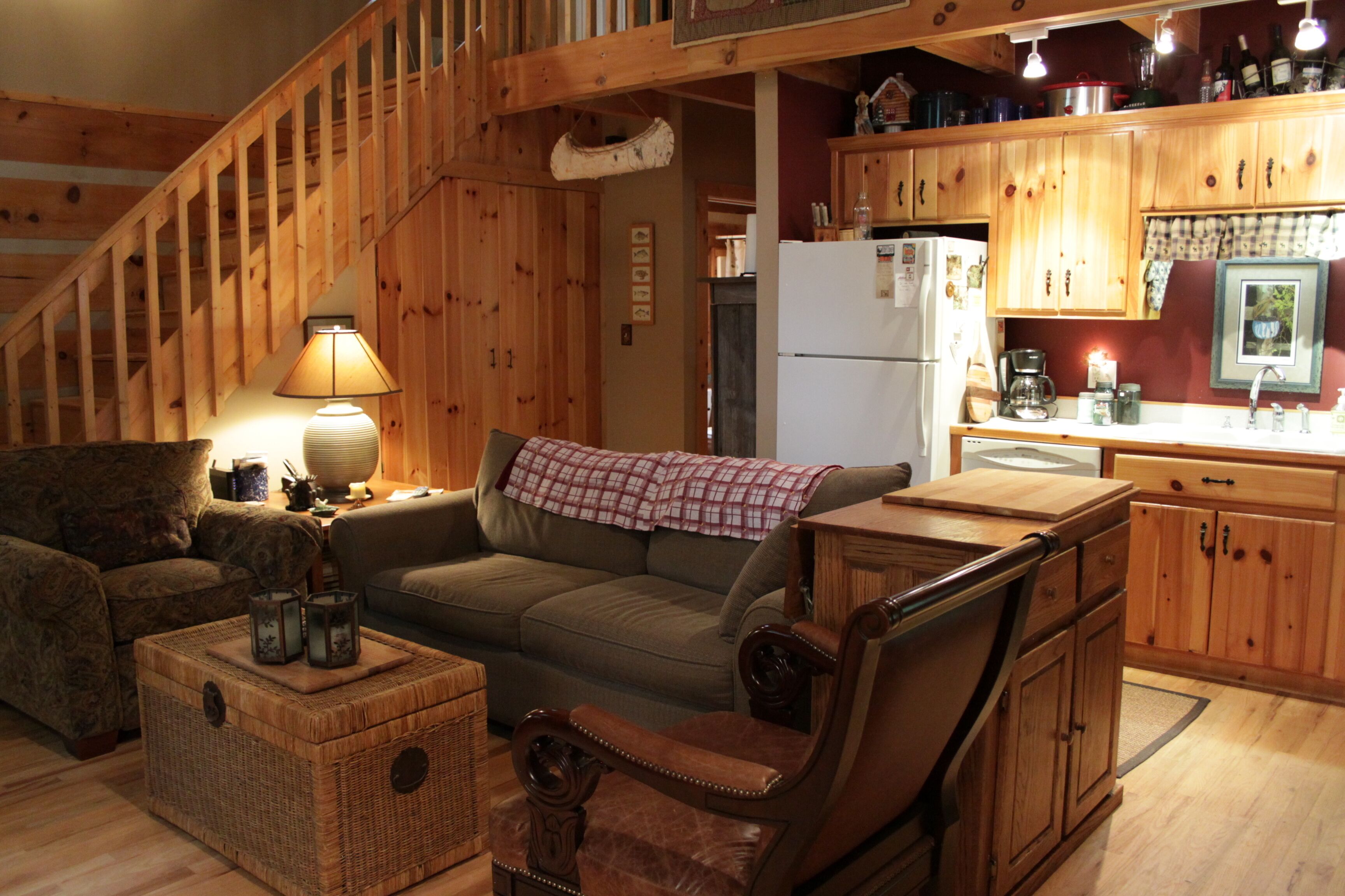 Cabin on 6.5 Private acres; 20 min to Blowing Rock/W Jefferson,Boone